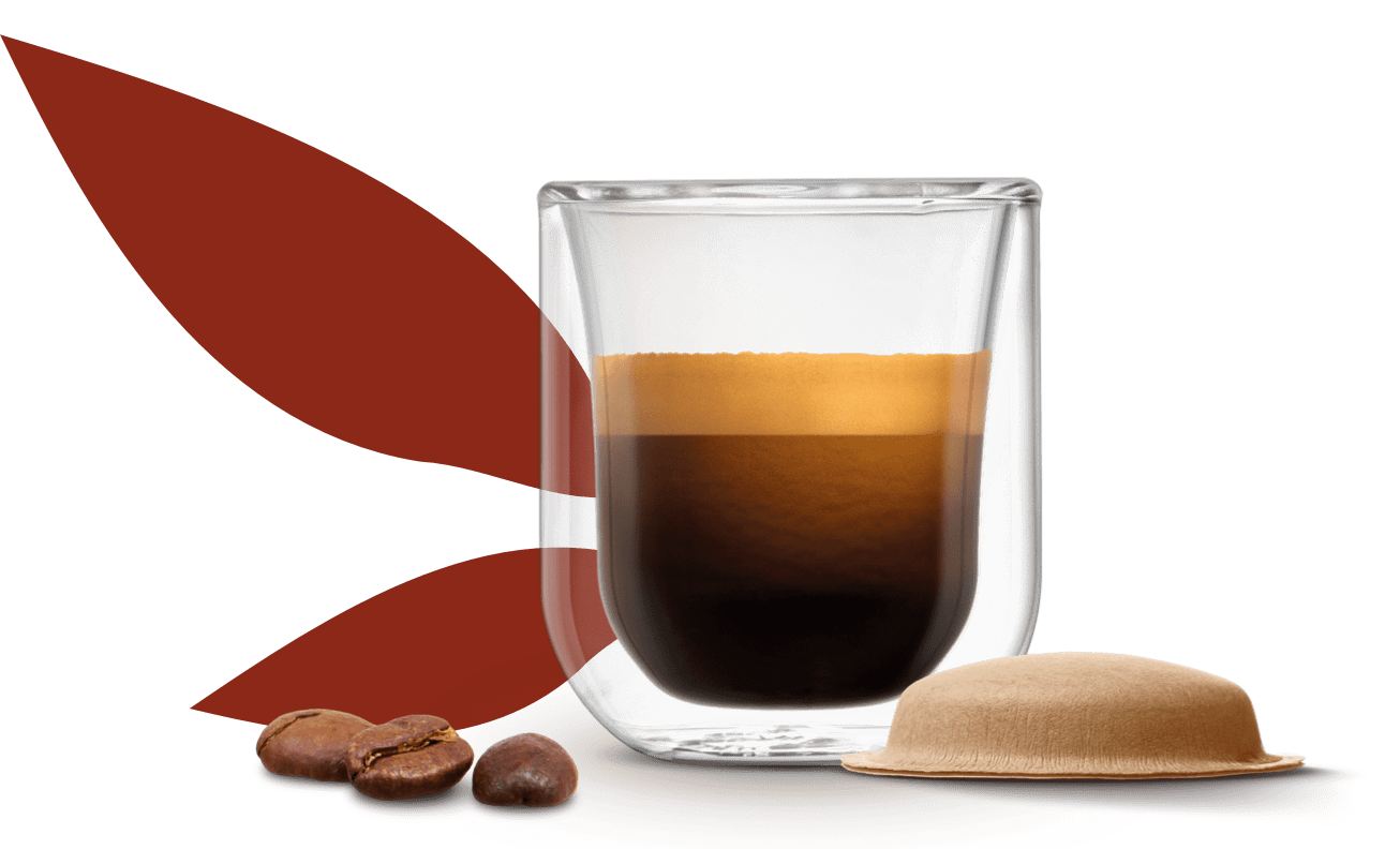 kop espresso naast een composteerbare NEO pad